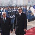 Uživo ceremonija uz plotune Vučić dočekao predsednika Kazahstana ispred Palate Srbija (video)