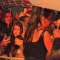 Po najvećem nevremenu, niko nije hteo kući: Kiša je pljuštala, a Katarina Grujić Gobeljić prošetala među publikom i…