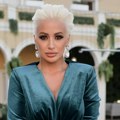 Odrasla na beogradskom asfaltu, a karijeru započela na radiju! Sa 17 godina uplovila u medije, nikada nećete pogoditi šta je…