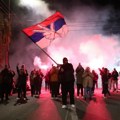 Čačani dočekali studente iz Novog Pazara uz baklje, vatromet i dobošare