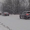 (Video) Sneg paralisao Prijepolje, mećava i na Zlatiboru: Za 2 sata napadalo 30 cm: Građani u šoku, nikad veće pahulje