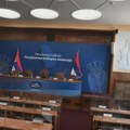 RIK odbio kao neosnovane prigovore građana da je Vučič u sukobu interesa kao nosilac izborne liste