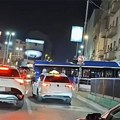 Autobus se zakucao u lokal na Zelenom vencu: pet osoba završilo u Urgentnom centru