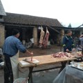 Vreme svinjokolja u Sremu: Veterinarska kontrola mesa spasava zdravlje