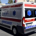 "Hitna kaže da nema vozilo, mi vozimo čoveka, on mi umire na rukama!": Beograđanin doživeo infarkt i umro, komšije…