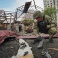 Zelenski: Rusija samo u aprilu napala Ukrajinu sa 3.200 navođenih bombi