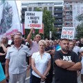 Antilitijumski protest u Valjevu: Evo vam šipak!