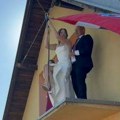 Snimak sa svadbe koji je izazvao nevericu! Pogledajte šta je mlada uradila pred gostima, to niko nije očekivao - "Ovo još…