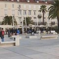 Brod se zakucao u obalu Ljudi u Splitu panično bežali kapetan najverovatnije zaspao za kormilom (video)