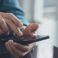 Naučnici kažu da zbog jedne funkcije na telefonu trošimo više novca