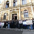 Učenici Jovine gimnazije u Novom Sadu bojkotuju nastavu: „Škola je na rubu propasti“