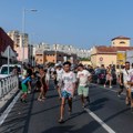 Haos na vratima Evrope: 70 uhapšenih nakon masovnog upada migranata FOTO