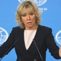 Gladni vuk i crna ovca Zaharova zbija šale na račun "prijateljstva" Ukrajine i Poljske