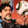 Maradona je uvek nosio dva sata, ali posle večere sa ovim moćnikom jedan je skinuo, preemotivno