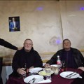 Cale moler slavi rođendan predsednika Vučića, stiglo 50 gostiju: "Spremio sam vruću prasetinu i staru rakiju"