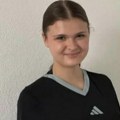 Maja (17) krenula kod bake pa nestala! Policija na nogama: Evo je snimila kamera na dan nestanka devojčice (foto)