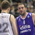 Ko je bio Dragan Labović? Vređao Dudu onim pismom, prebio taksistu i tukao sestru, pa završio u "Lazi"...