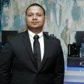 Majka ga bacila u smeće čim se rodio, danas je milioner: Uzeo ga čovek iz gradske čistoće, godinama kasnije desio se šok