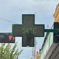 U centru ovog grada u Srbiji izmereno neverovatnih 54 stepena, sve gori "Kad sam izašao iz kuće, kao da sam ušao u vrelu…