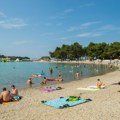 Četvoro slovenačkih turista povređeno u tuči u Umagu