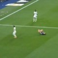 Fudbaler Reala za minut i po dobio dva žuta kartona! Neviđena glupost usred Madrida! Trener ostao u neverici (video)