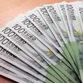 Devizni kurs: Evro u ponedeljak 117,30 dinara