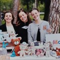 Porodični posao – izrada posebnih igračaka za decu: „Uplišankoˮ je čist ručni rad