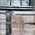 (Foto) Sakrivene iza majoneza i umaka: Na Bajakovu pronađeno 240.000 cigareta u kamionu iz Srbije