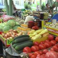 Pijačnim prodavcima najveći konkurenti veliki marketi