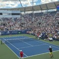 Đoković izašao na teren US Opena, spiker ga najavio kao nikad do sad i "zapalio" 8.000 navijača na treningu!