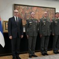 Želim im da s ponosom nose nove činove Vučević uručio ukaze o unapređenjima i postavljenjima oficirima Vojske Srbije