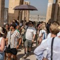 Grčka gori od vrućine, Akropolj ponovo zatvoren