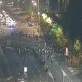 Održan 26. Protest "Srbija protiv nasilja": Učesnici prošetali do zgrade RTS