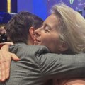 „Evropska komisija brani evropske vrednosti“: Međak i Biber o zagrljaju Brnabić i Fon der Lajen