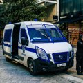 Porodica iz Srbije imala težak udes u Grčkoj: Vozač automobila frontalno udario u autobus, žena preminula