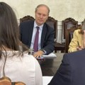 Francuski diplomata sa srpskim i bošnjačkim liderima: Tema non-pejper