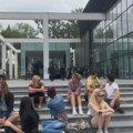 Studentkinja: Rektor nam još nije vratio lične stvari, tehniku i donacije