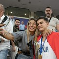 Sin Darka Miličića potpisuje posle osvojenog srebra sa Srbijom