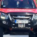 Drama na Iriškom vencu se nastavlja: Požar sa auta se proširio na šumu, obustavljen saobraćaj