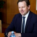 Ambasador Pavuk obišao slovačke vatrogasce u Srbiji