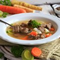 Domaća juneća čorba: Recept za bogat i okrepljujući obrok