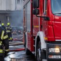 Drama u Beogradu: Izgorela četiri automobila, vatra zahvatila i stambenu zgradu