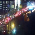 Haos na auto putu, kolona od Gazele do plavog mosta: Smer ka Novom Beogradu skoro neprohodan zbog saobraćajne nesreće!
