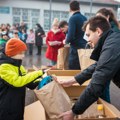 Završen Božićni konvoj na Kosovu i Metohiji: Podeljeno 10 tona humanitarne pomoći