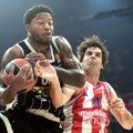 Crvena zvezda - Partizan uživo: Iznenađenja u startnoj petorci, počeo je spektakl u Areni!