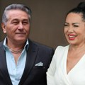 Halid Muslimović nakon mnogo godina otkrio da li je bio sa zlatom Petrović: Pevač sa osmehom na licu otkrio istinu o odnosu sa…