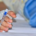 Dečak (2) umro jer lekar nije stavio zarez na receptu: Predozirao se lekom zbog banalne greške!