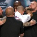 Žestok obračun pred UFC 328: Čimajev šutnuo Striklenda, čak je i policija morala da razdvaja "grdosije"