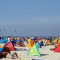 Popularna destinacija na Jadranu zabranila pušenje na plaži