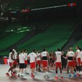 FOTO Ovo još niste videli: Panatinaikos dezinfikuje dvoranu posle Fajnal-fore Evrolige i Olimpijakosove titule